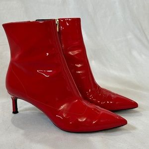 Via Spiga Baronne Pointed Toe Kitten Heel Booties